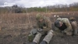 "Чтобы не терять свои земли, лучше минировать". Что украинские военные думают о выходе страны из договора о запрете противопехотных мин