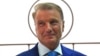 "Господин приехал и отчитал крепостных". Жители Горного Алтая закрывают счета в Сбербанке после визита Германа Грефа